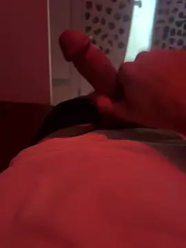 Show modela Tazo695 na web-kameri