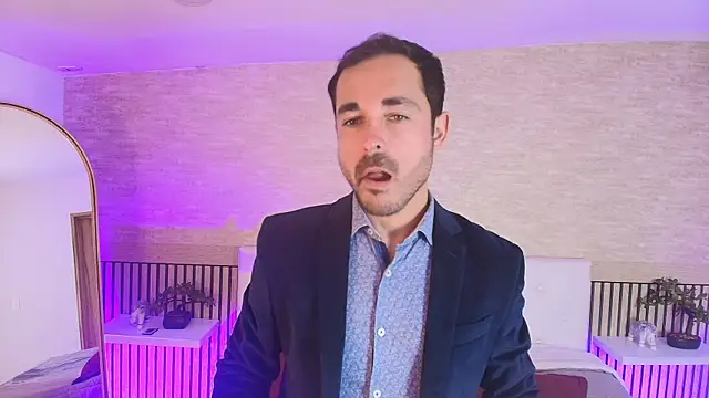 Chat +18 de Adams_Sanz ao vivo