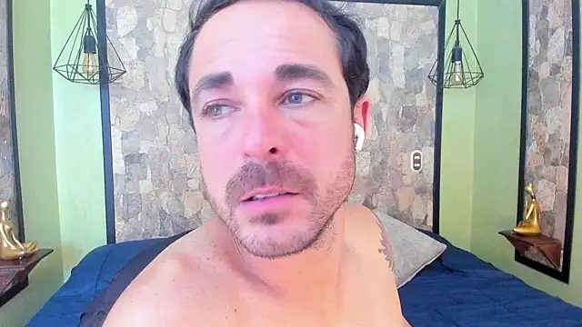 Adams_Sanz Show Webcam