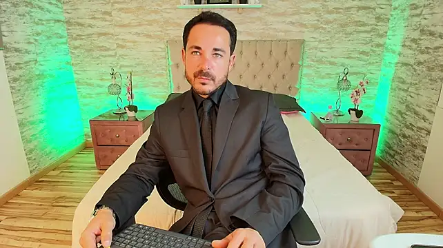 عرض كام Adams_Sanz