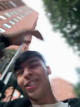 Pokazy przed kamerką – The_Conquer