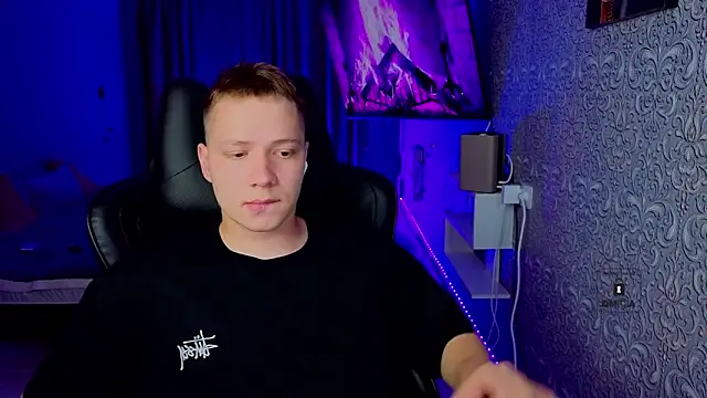 Karl_Night_ Show in webcam