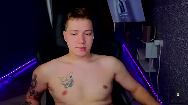 Karl_Night_ webkamerás műsora