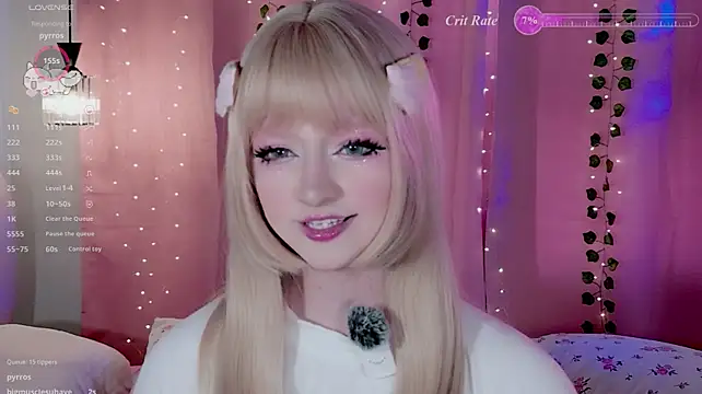 הופעת וובקאם של effy_dollie
