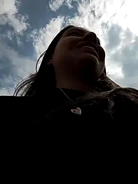 MaskedLatinaX's Webcam Show