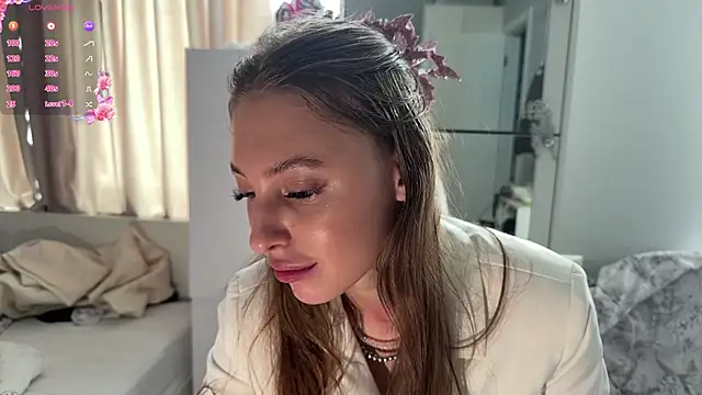 הופעת וובקאם של selena_favn