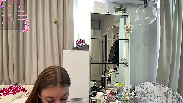 selena_favn's Live XXX Chat