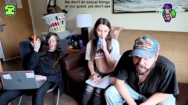 manicpixiedreamfrogn Webbikameraesitys