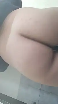 Tomboyhot77 Pertunjukan Webcam