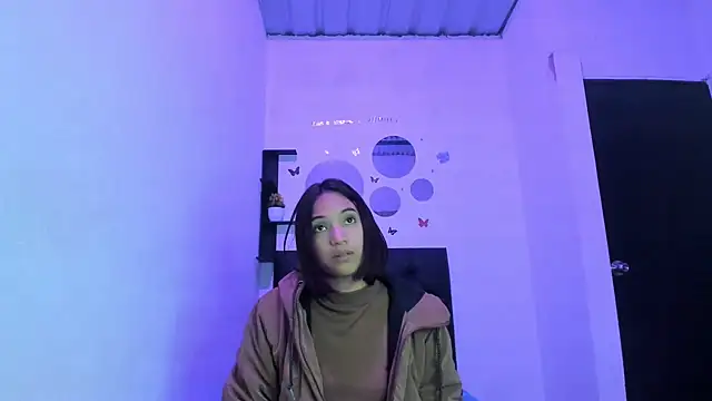 sapphire_brown20's Live XXX Chat
