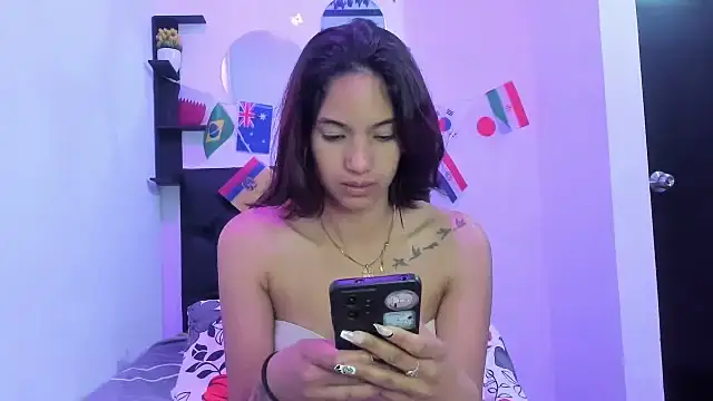 sapphire_brown20's Live XXX Chat