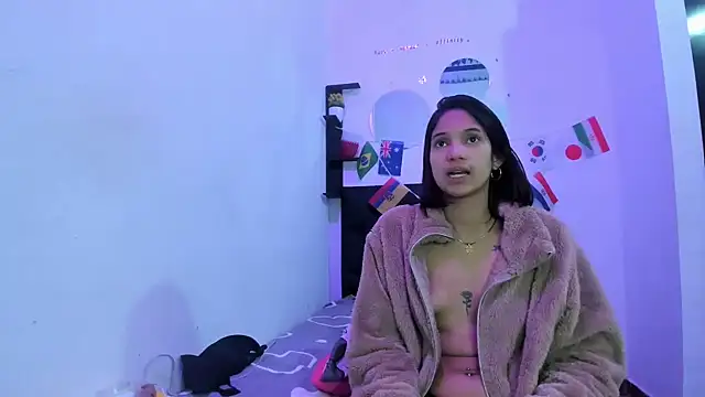 sapphire_brown20's Live XXX Chat