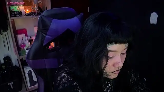 aradia_66's Live XXX Chat