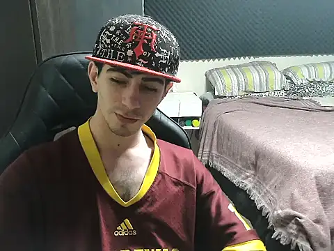 highonbwc Show in webcam