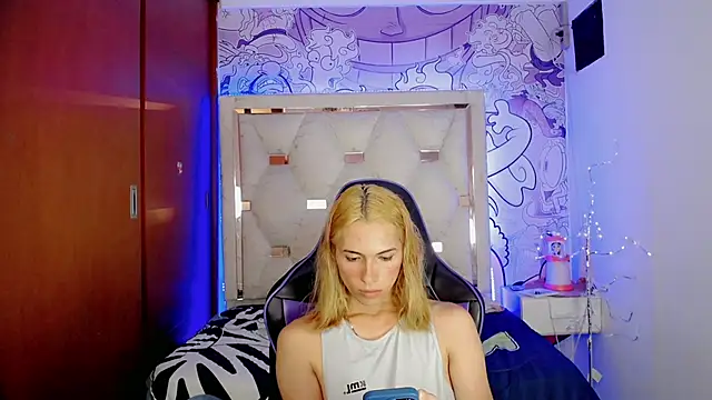 عرض كام Larry_craft