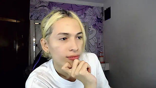 Larry_craft Pertunjukan Webcam