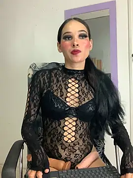 MarianaGalviz_ Show in webcam