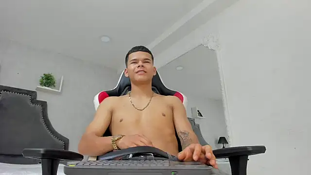 DylanRoyce_ Pertunjukan Webcam