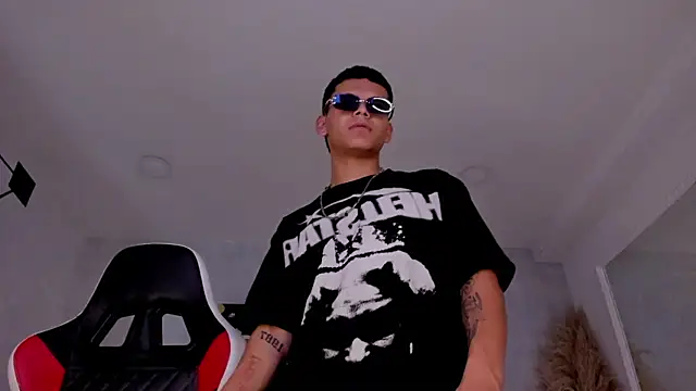 DylanRoyce_のウェブカメラショー