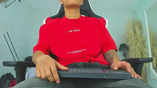 Show de DylanRoyce_ na webcam