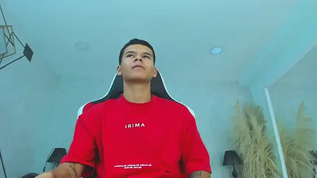 DylanRoyce_のウェブカメラショー