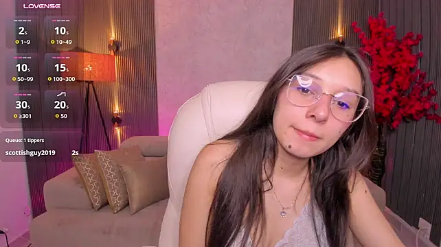 Онлайн чат XXX ANGIE-SMITH