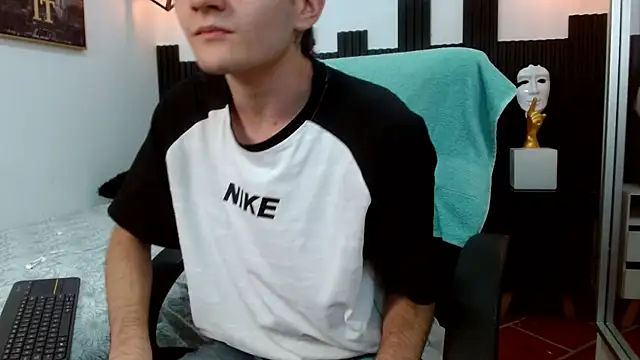trevor_mobn Webbikameraesitys