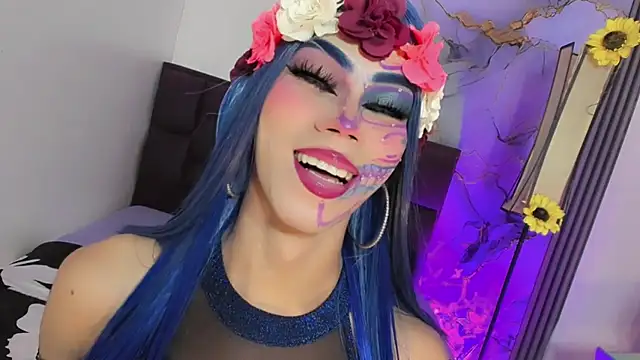Gema_Jones_ Show in webcam