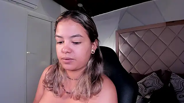 Chat XXX en directo de dulce_lyraa1