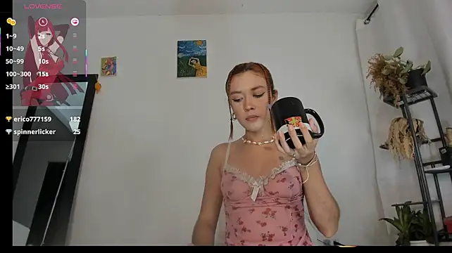 Mia-Valeria-'s Live XXX Chat