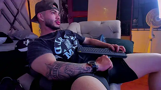 Vincentblack Adlı Modelin Web Kamerası Şovu