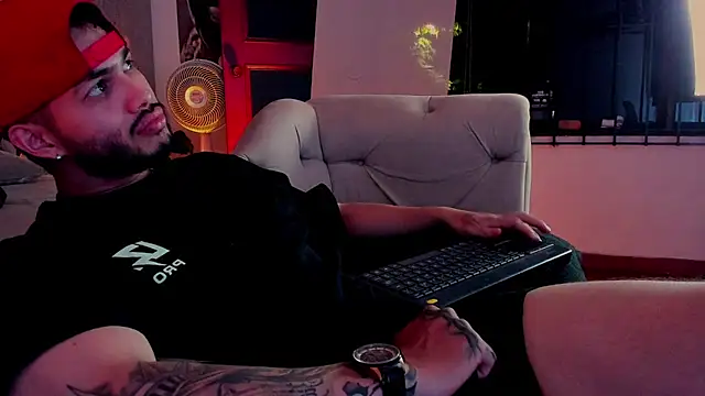عرض كام Vincentblack