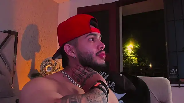 عرض كام Vincentblack