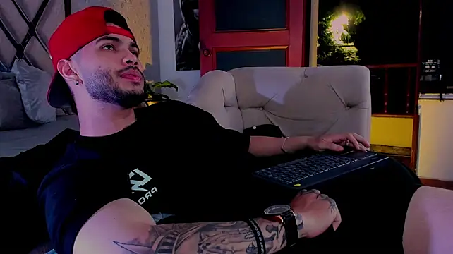 Vincentblack webcam show