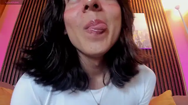 عرض كام Elisasue