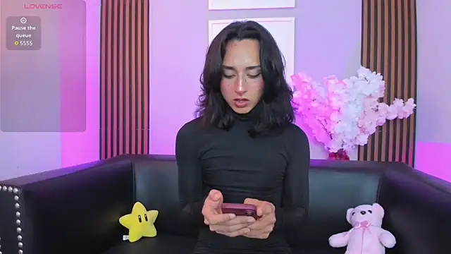 Show modela Elisasue na web-kameri