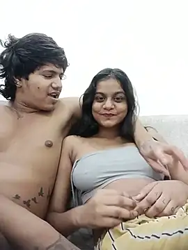 Parnika_Singh Show Webcam
