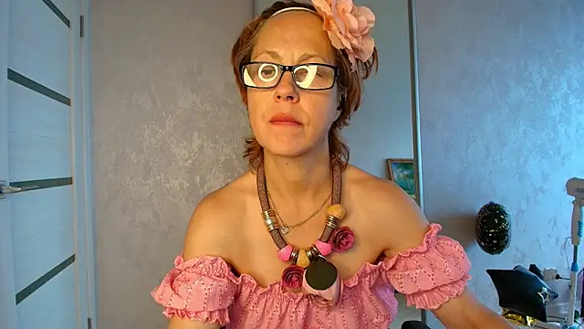 LioraWeiss – Live XXX-chat