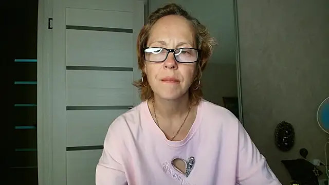 LioraWeiss' Live XXX Chat