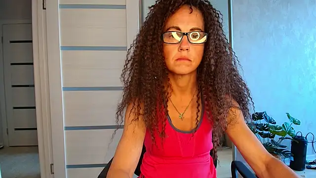 دردشة LioraWeiss الجنسية المباشرة