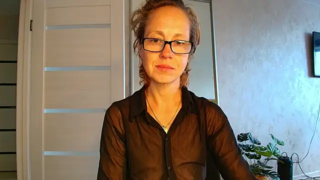 LioraWeiss Live XXX Chat