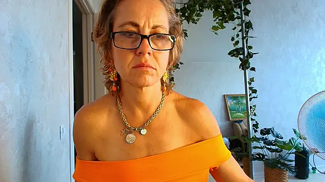 Chat XXX ao vivo de LioraWeiss