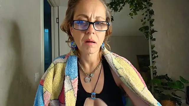 LioraWeiss 网络视讯表演