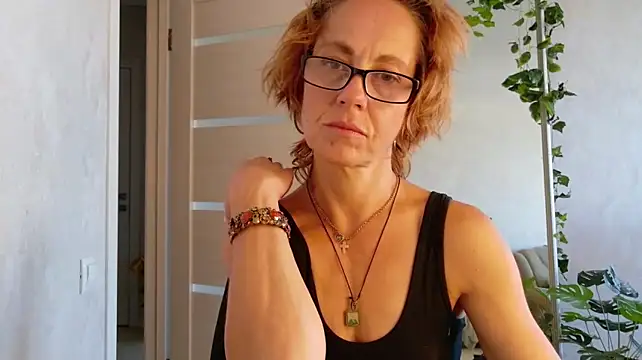 Živý XXX chat LioraWeiss