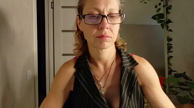 LioraWeiss – Live XXX-chat