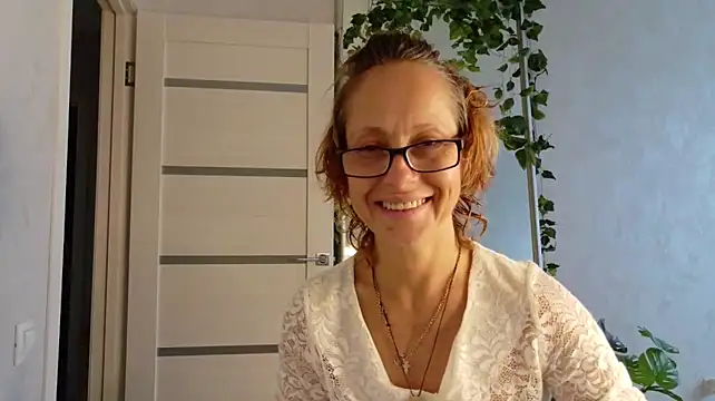 LioraWeiss' Live XXX Chat
