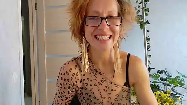 LioraWeiss Live XXX-Chat