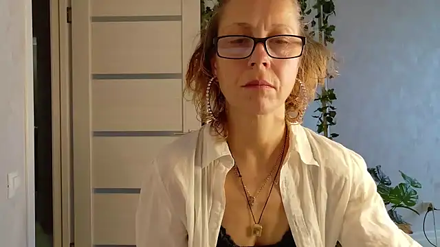 LioraWeiss – Live XXX-chat