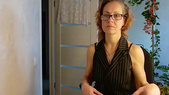 LioraWeiss Live XXX-Chat