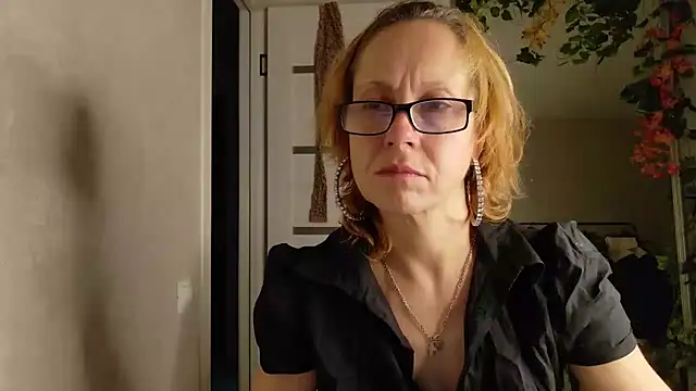 LioraWeiss Live XXX-chat